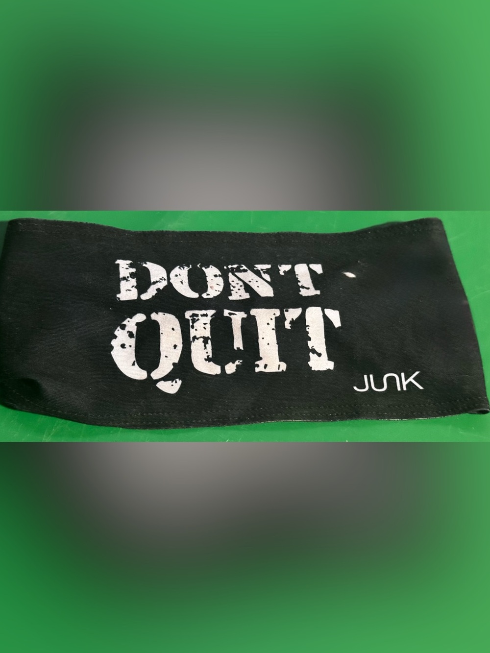 JUNK Black 'DON'T QUIT' Performance Headband